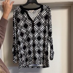 Evan Picone Black and White Checkered Button Down Shirt